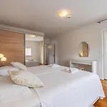 D&j Villa *
