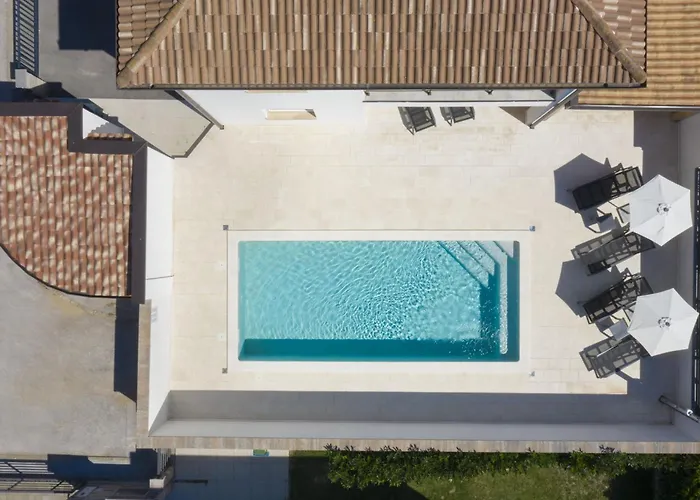 D&j Villa *